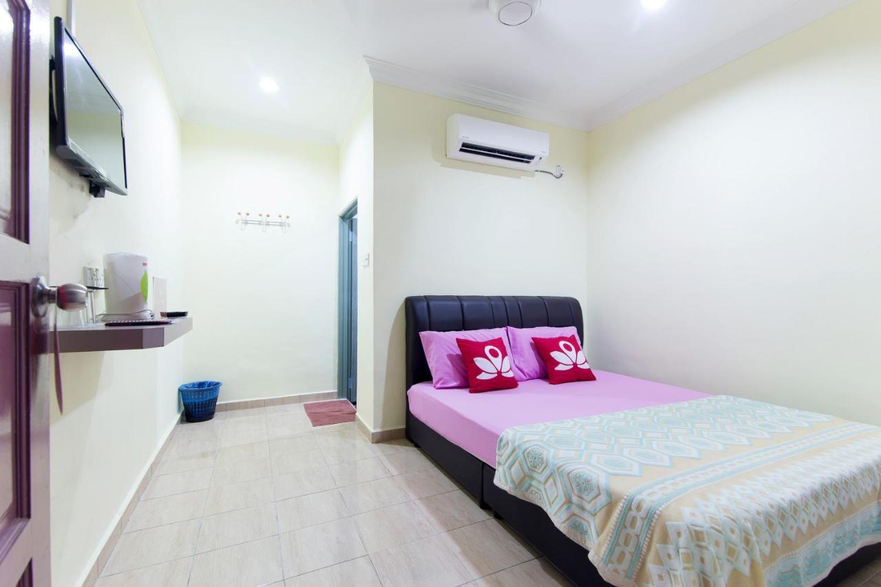 Kampung Guest House Pantai Cenang  Buitenkant foto