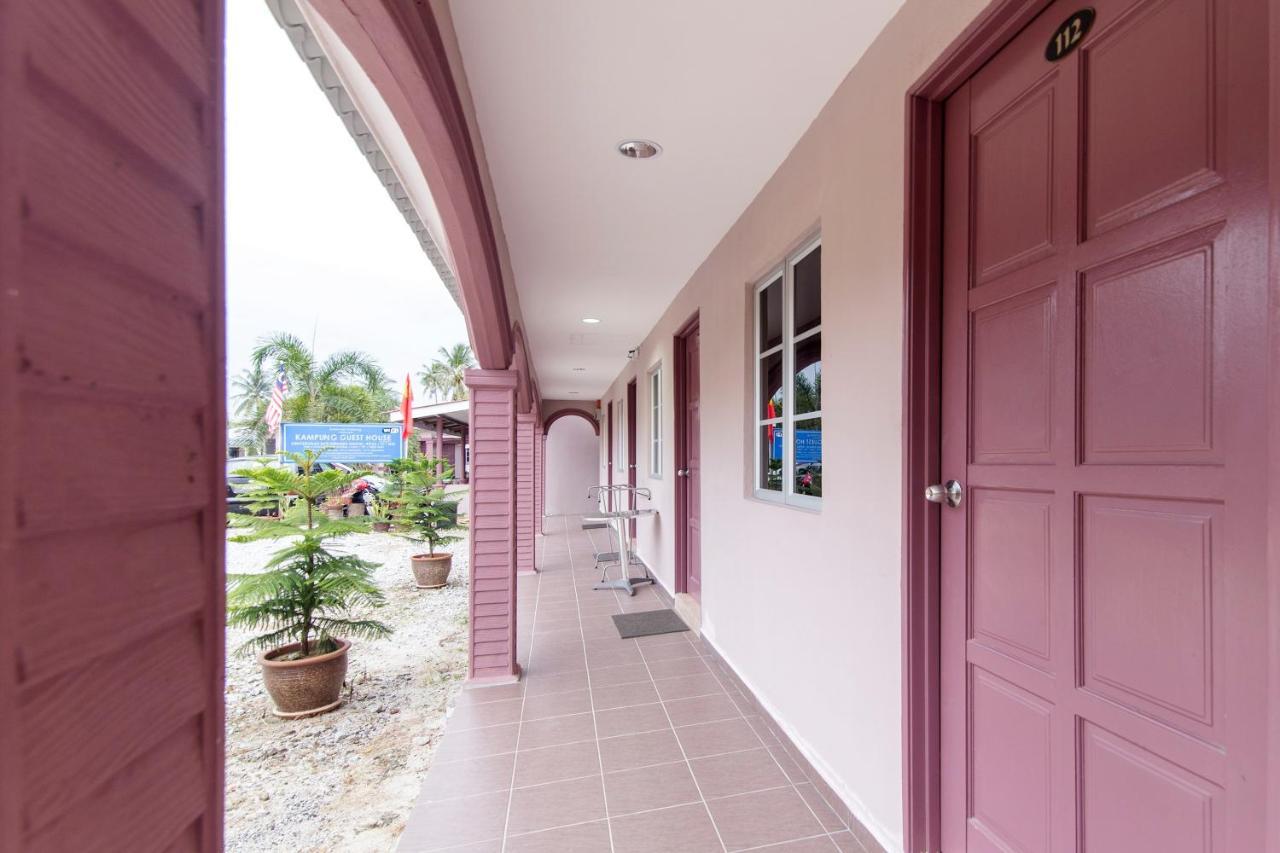 Kampung Guest House Pantai Cenang  Buitenkant foto