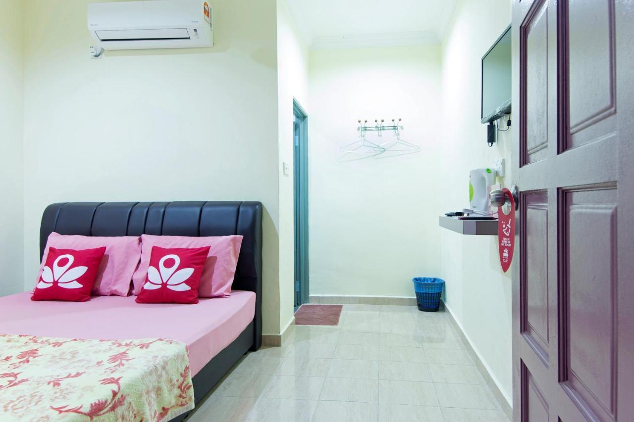 Kampung Guest House Pantai Cenang  Buitenkant foto
