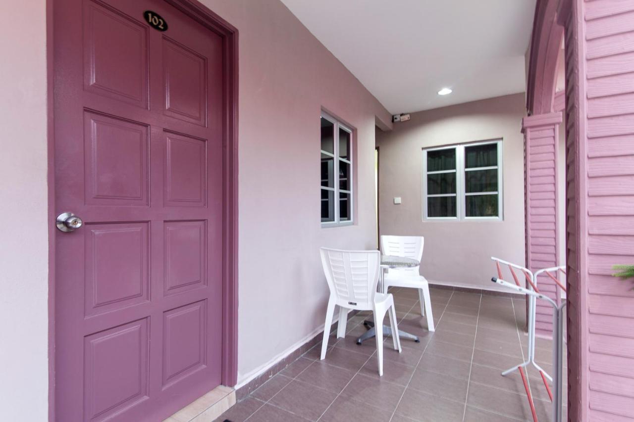 Kampung Guest House Pantai Cenang  Buitenkant foto